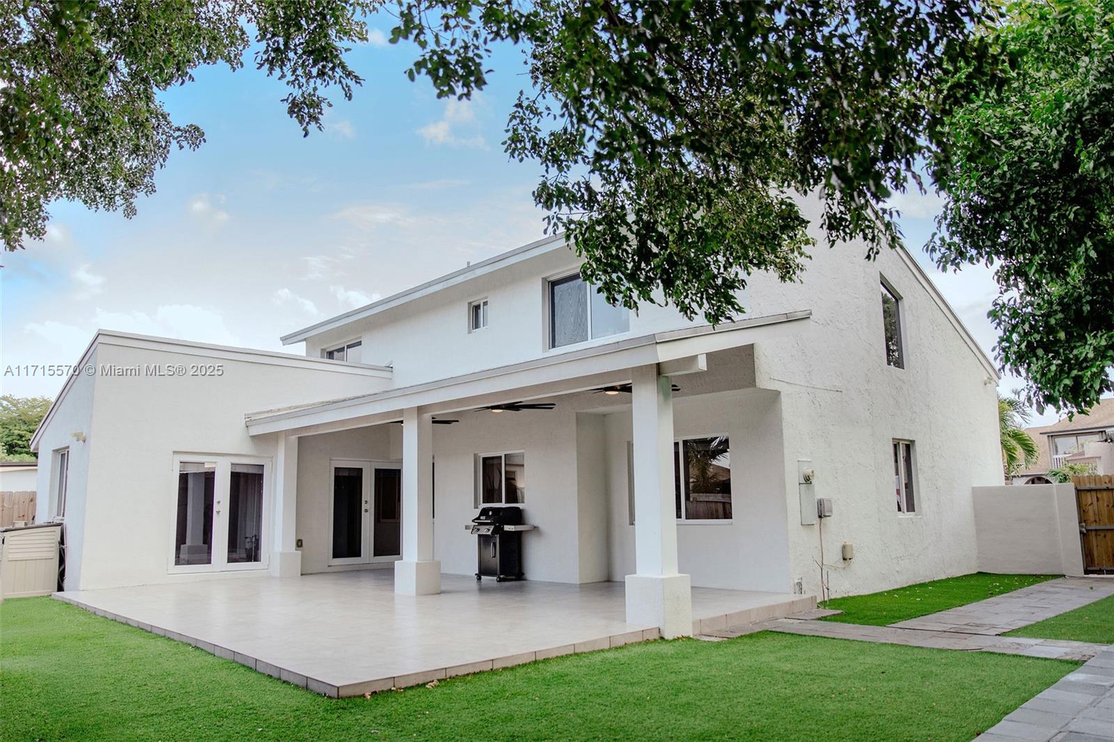 Property for Sale at 11441 Sw 33rd Ln, Miami, Broward County, Florida - Bedrooms: 4 
Bathrooms: 3  - $830,000