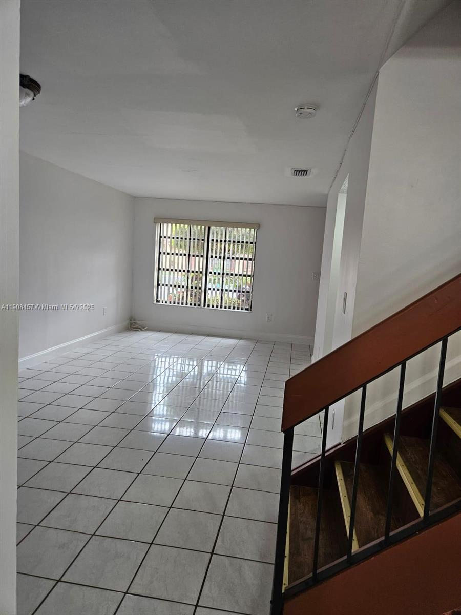 REPLAT OF MILLER DREAMS S - Residential