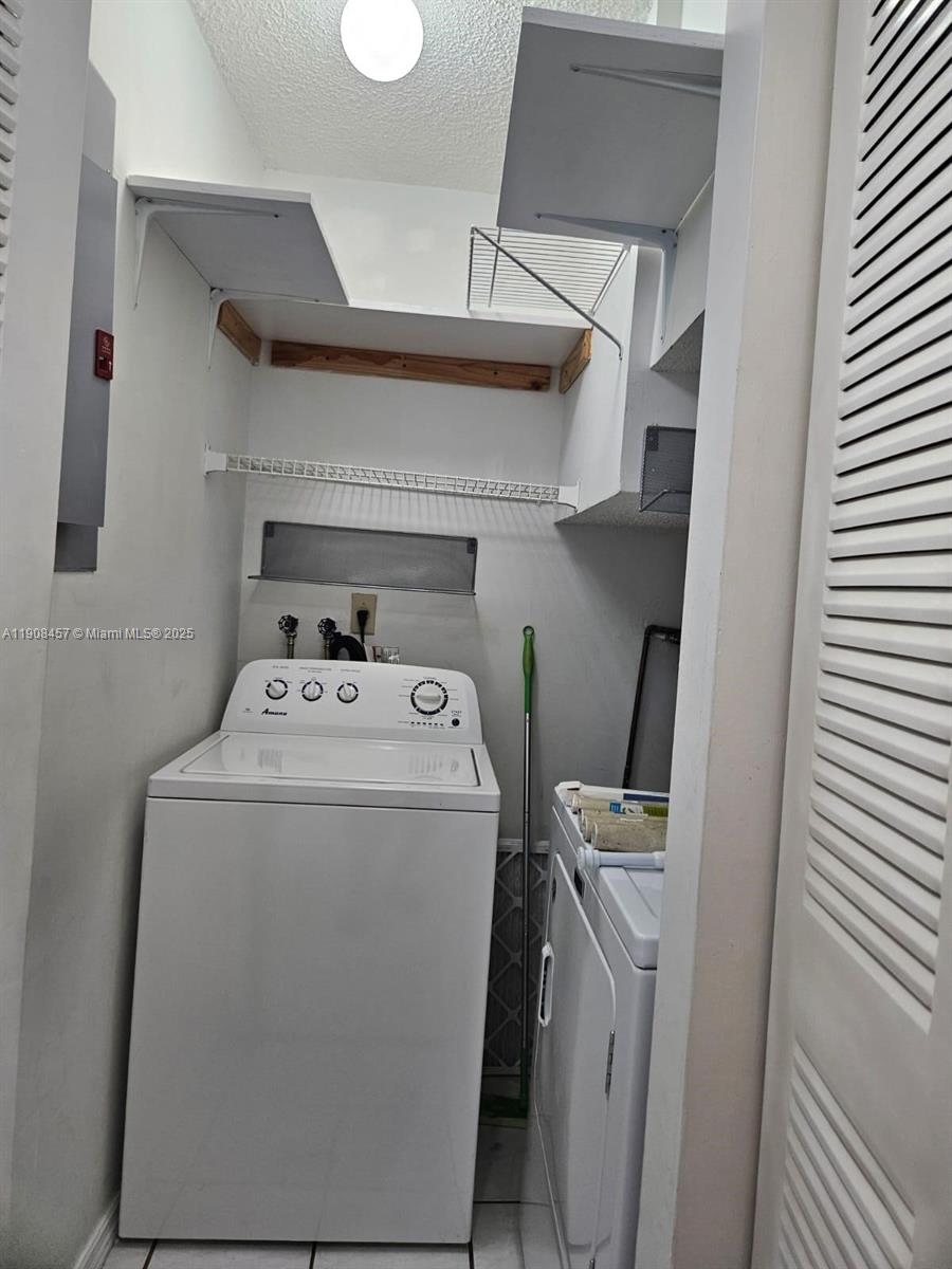 REPLAT OF MILLER DREAMS S - Residential