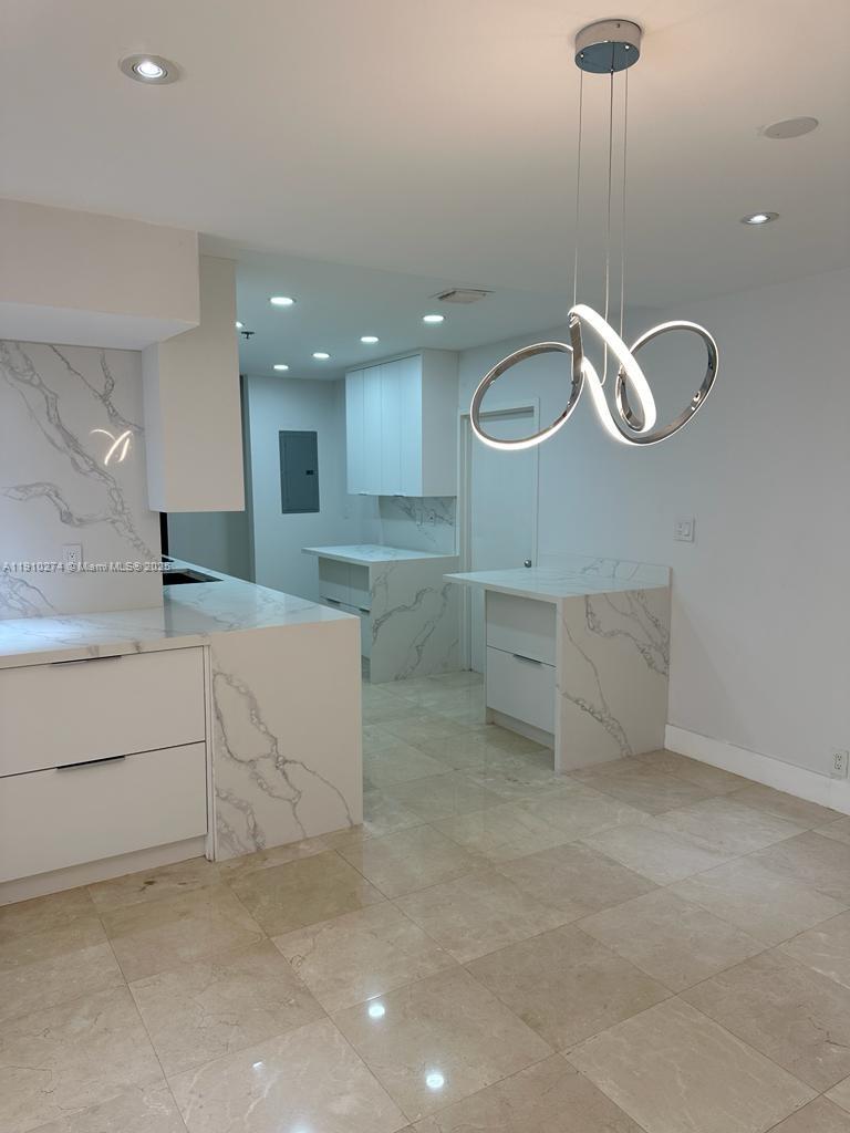 KEY COLONY NO 2 CONDO - Residential Lease