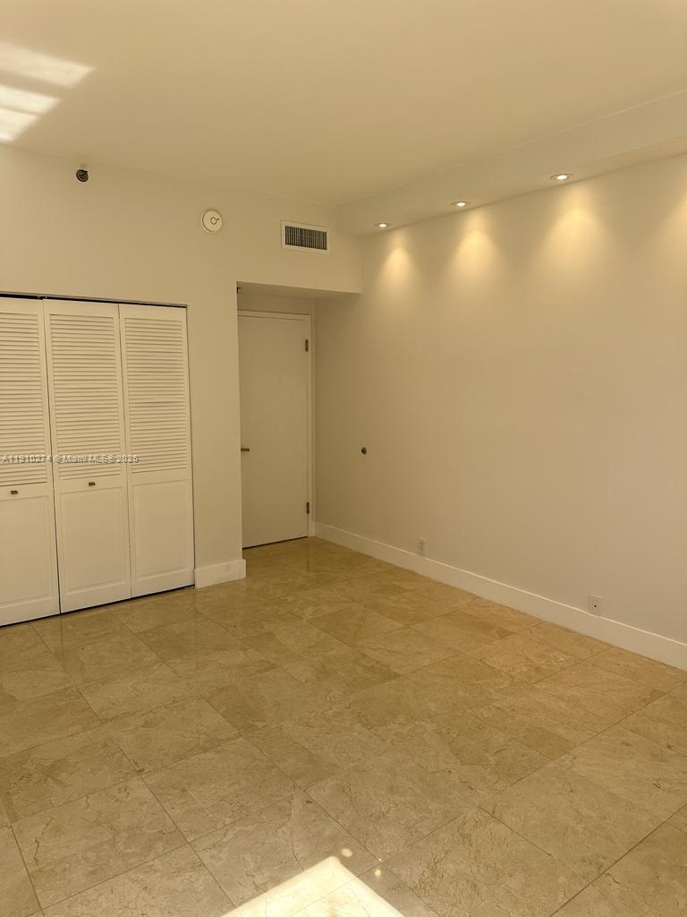 KEY COLONY NO 2 CONDO - Residential Lease