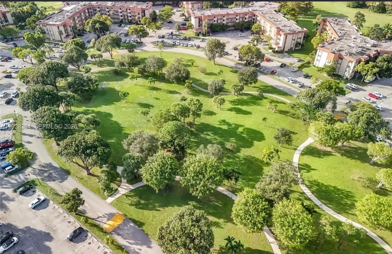 INVERRARY COUNTRY CLUB - Residential