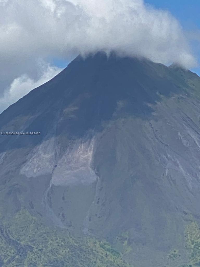 Ajauela, Costa Rica - Land
