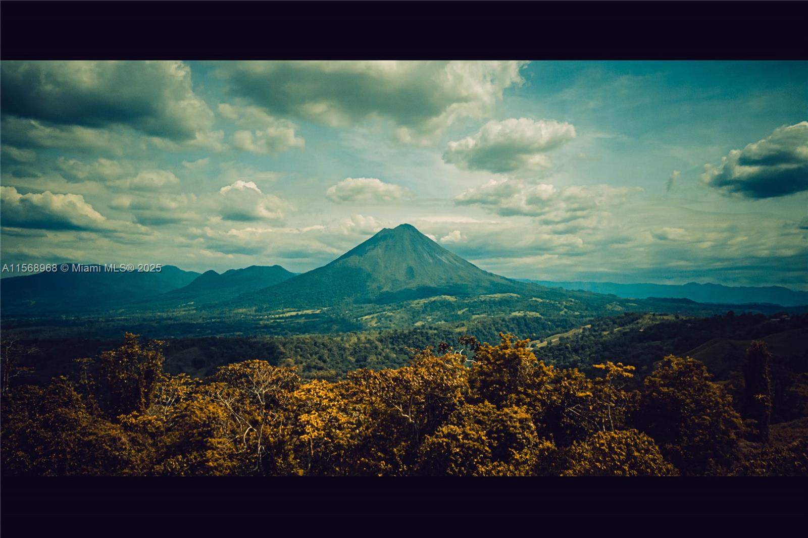 Ajauela, Costa Rica - Land