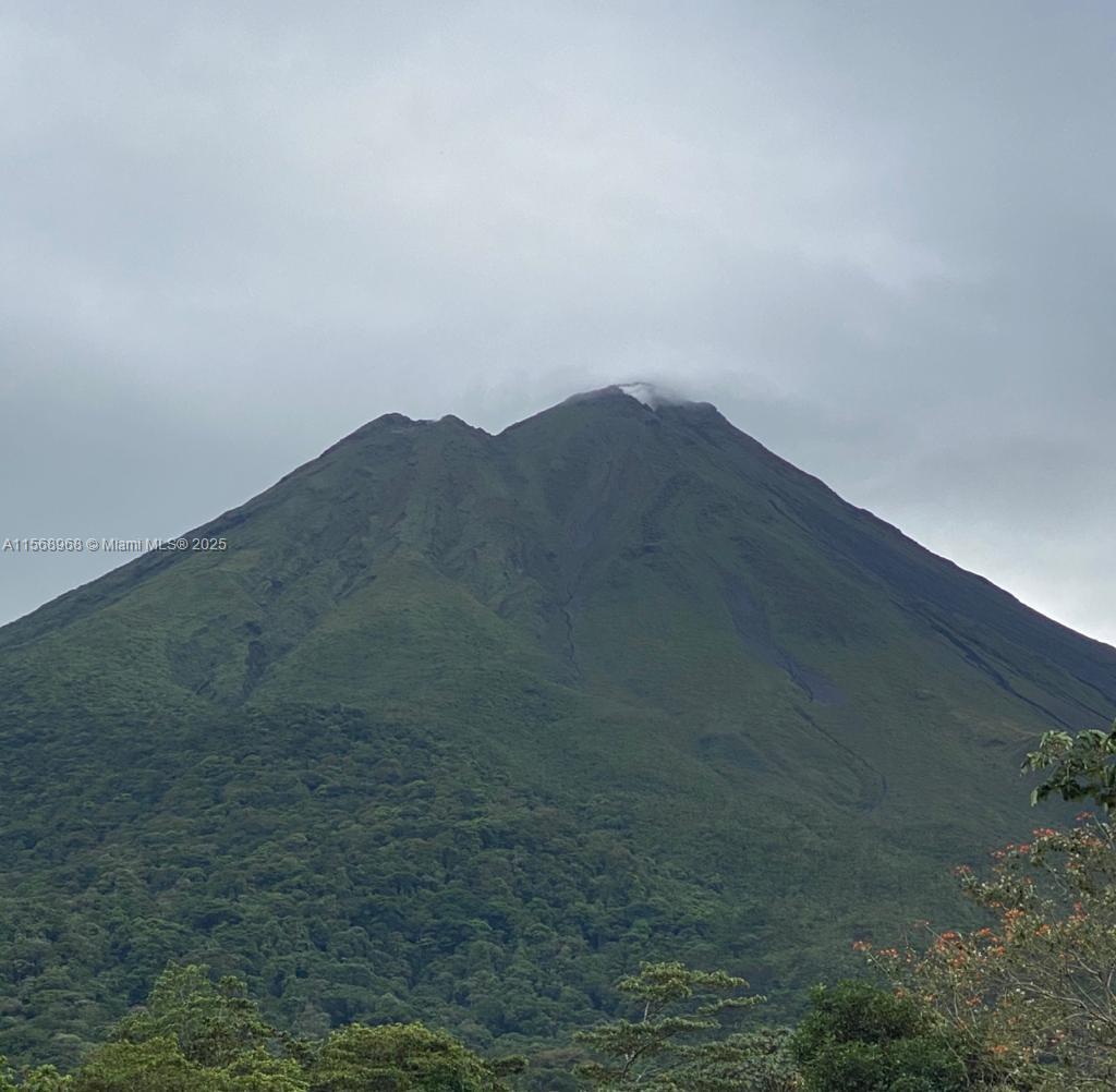 Ajauela, Costa Rica - Land