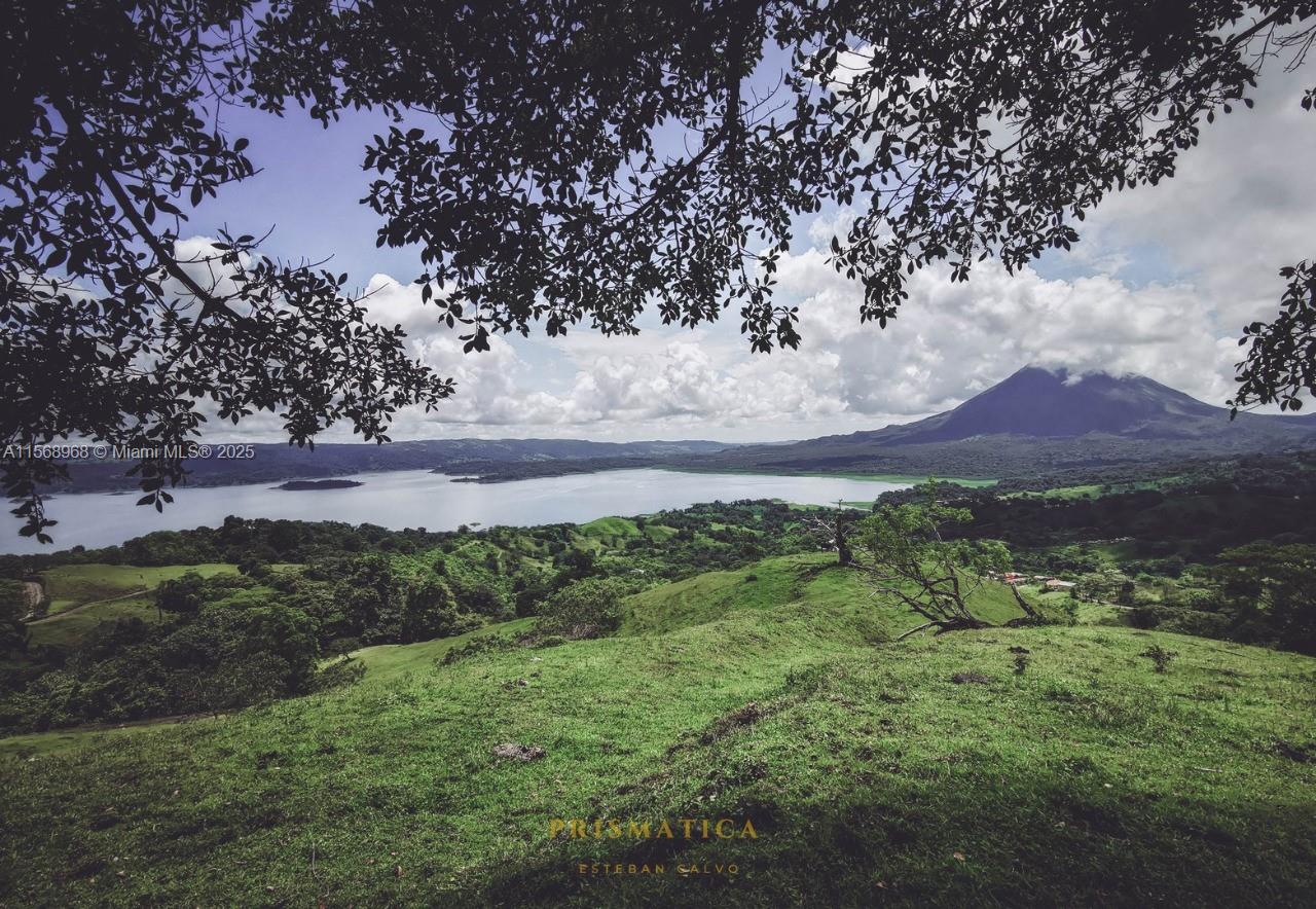 Ajauela, Costa Rica - Land