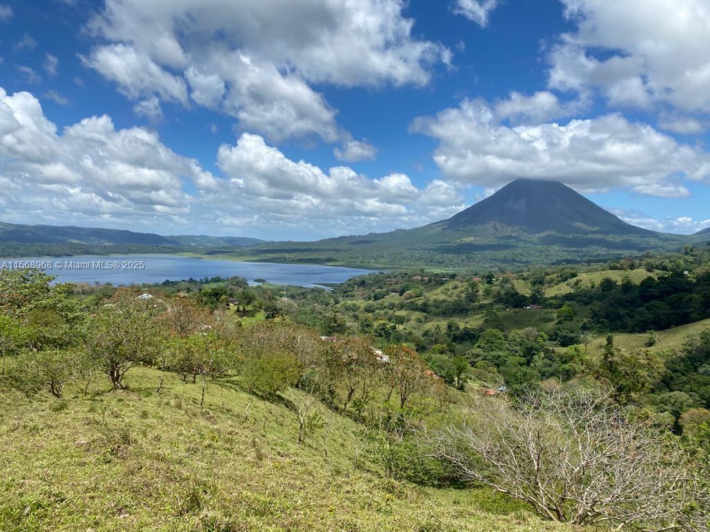 Ajauela, Costa Rica - Land