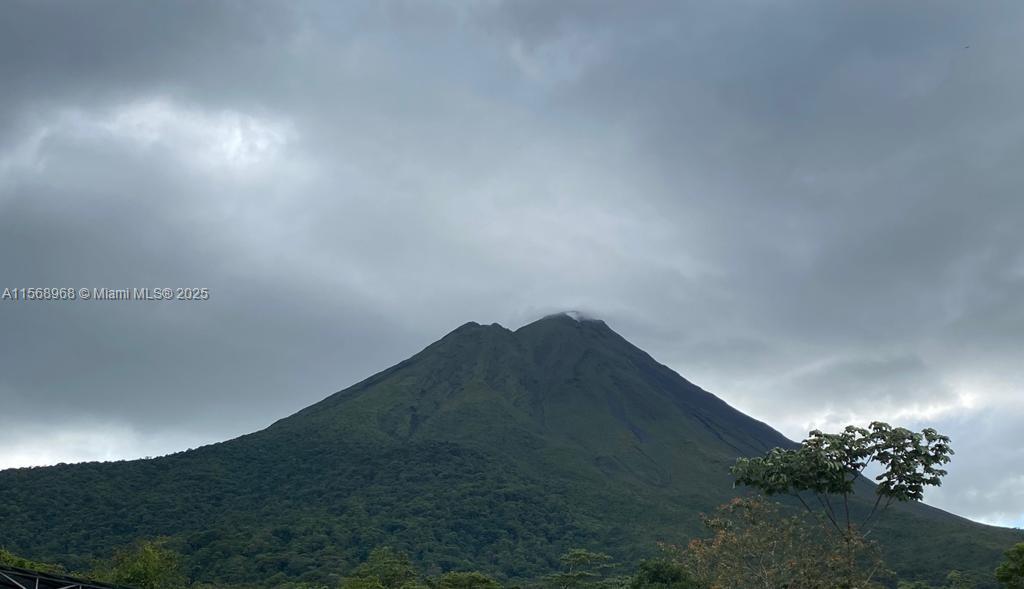 Ajauela, Costa Rica - Land