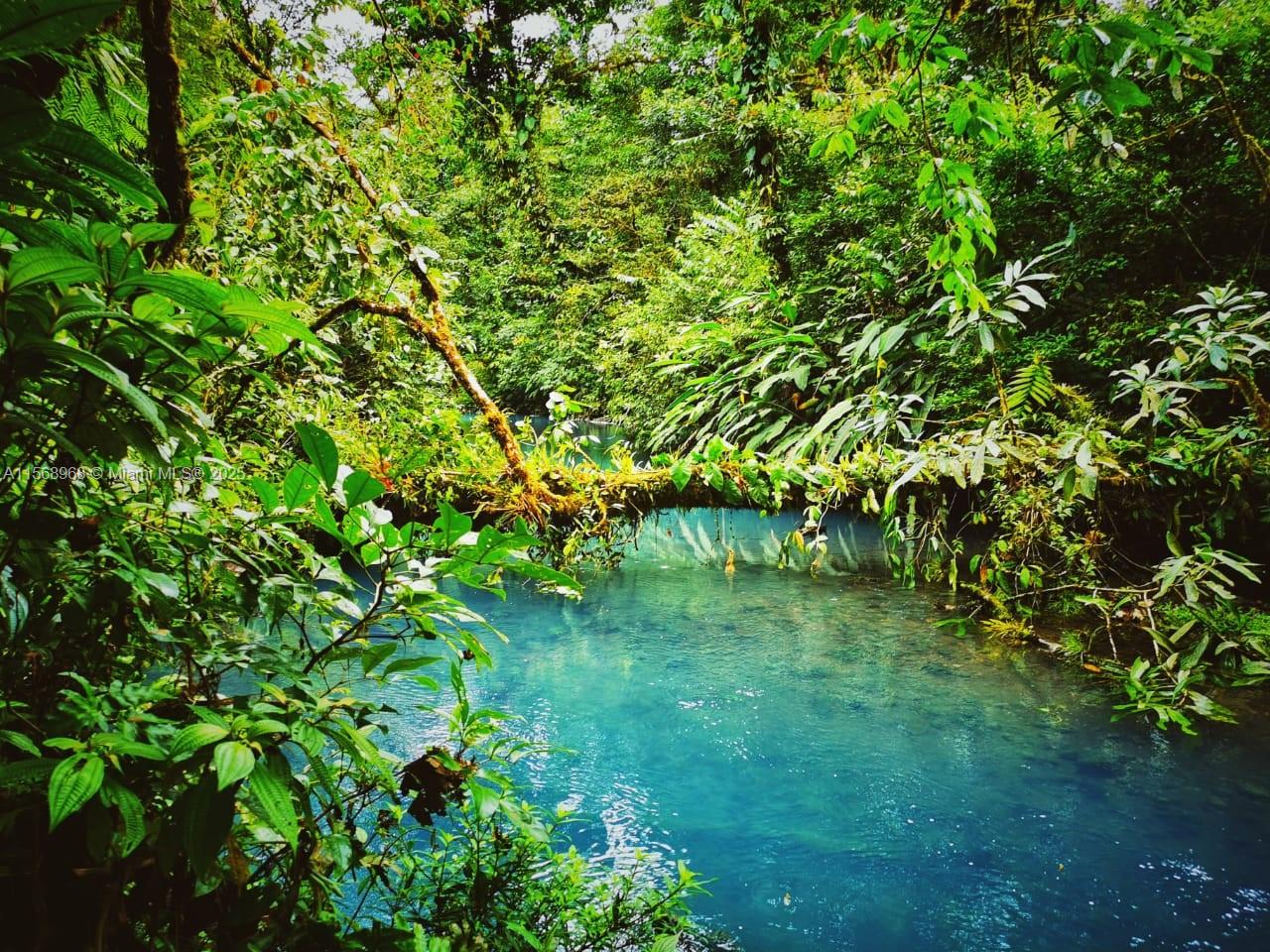 Ajauela, Costa Rica - Land