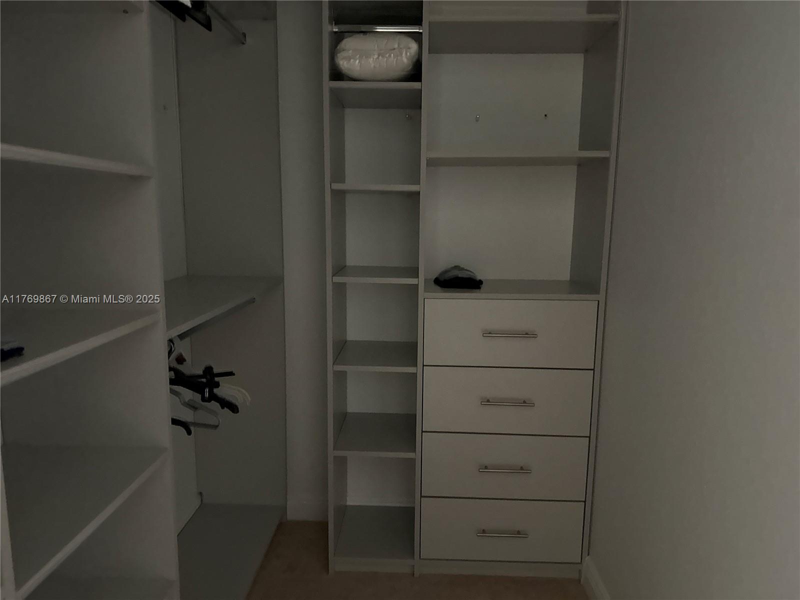 DORAL BREEZE - Residential