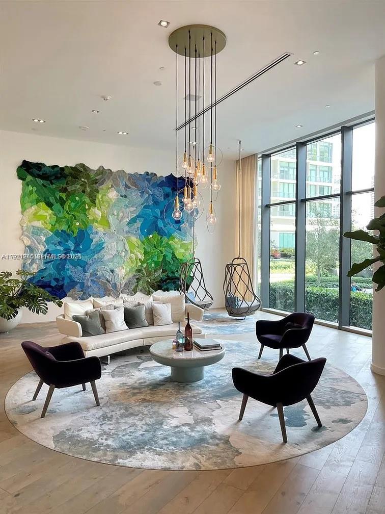 PARAISO BAY CONDO - Residential Lease