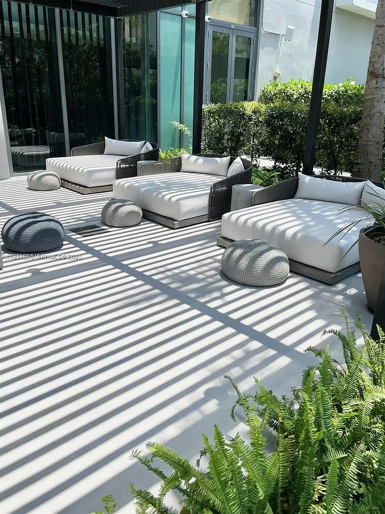 PARAISO BAY CONDO - Residential Lease