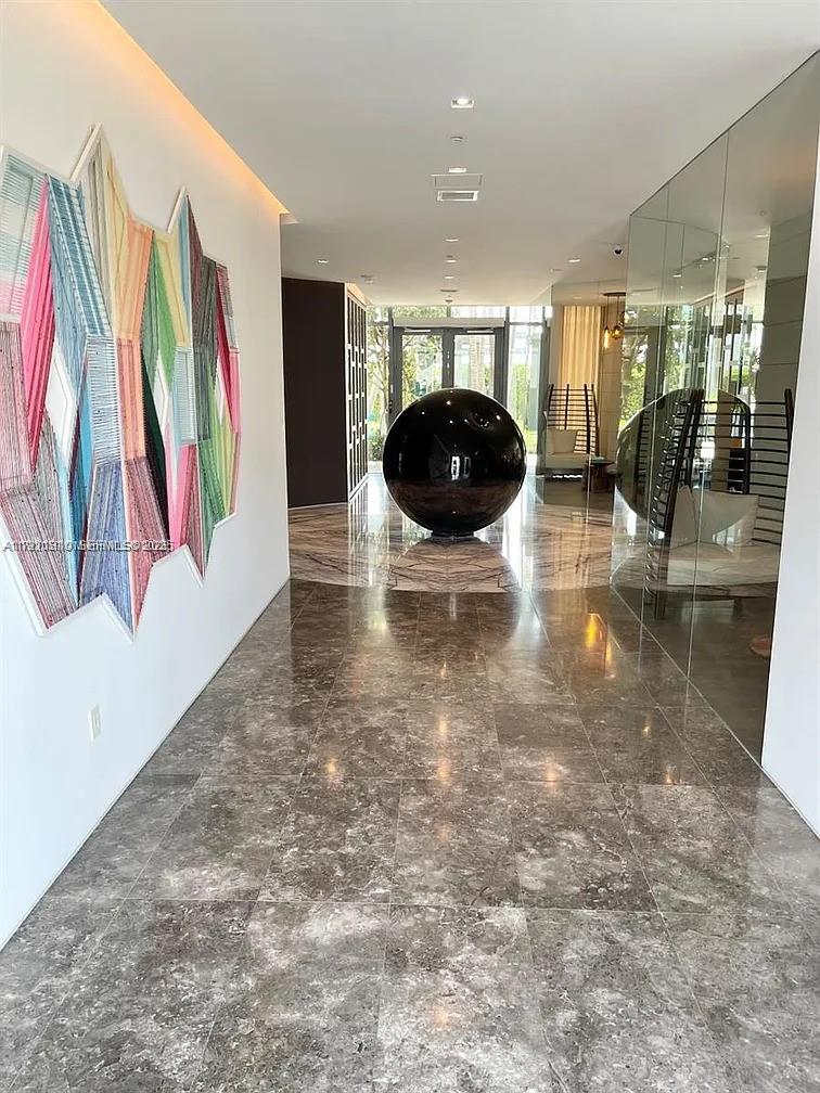 PARAISO BAY CONDO - Residential Lease