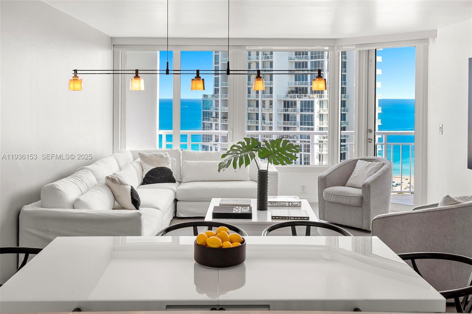 400 S Pointe Dr 2208