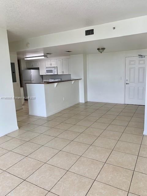 LEJEUNE PLAZA CONDO - Residential Lease