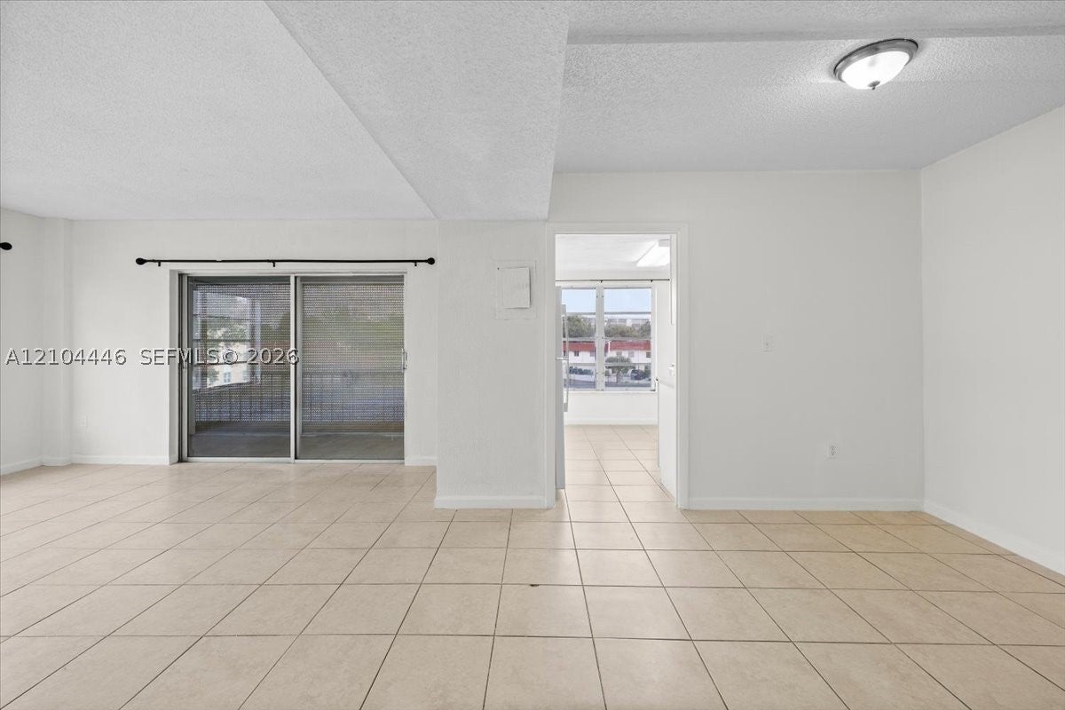 4154 Inverrary Dr 312