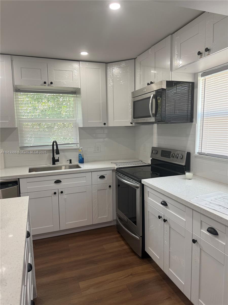 BUENA VISTA GARDENS - Residential Lease