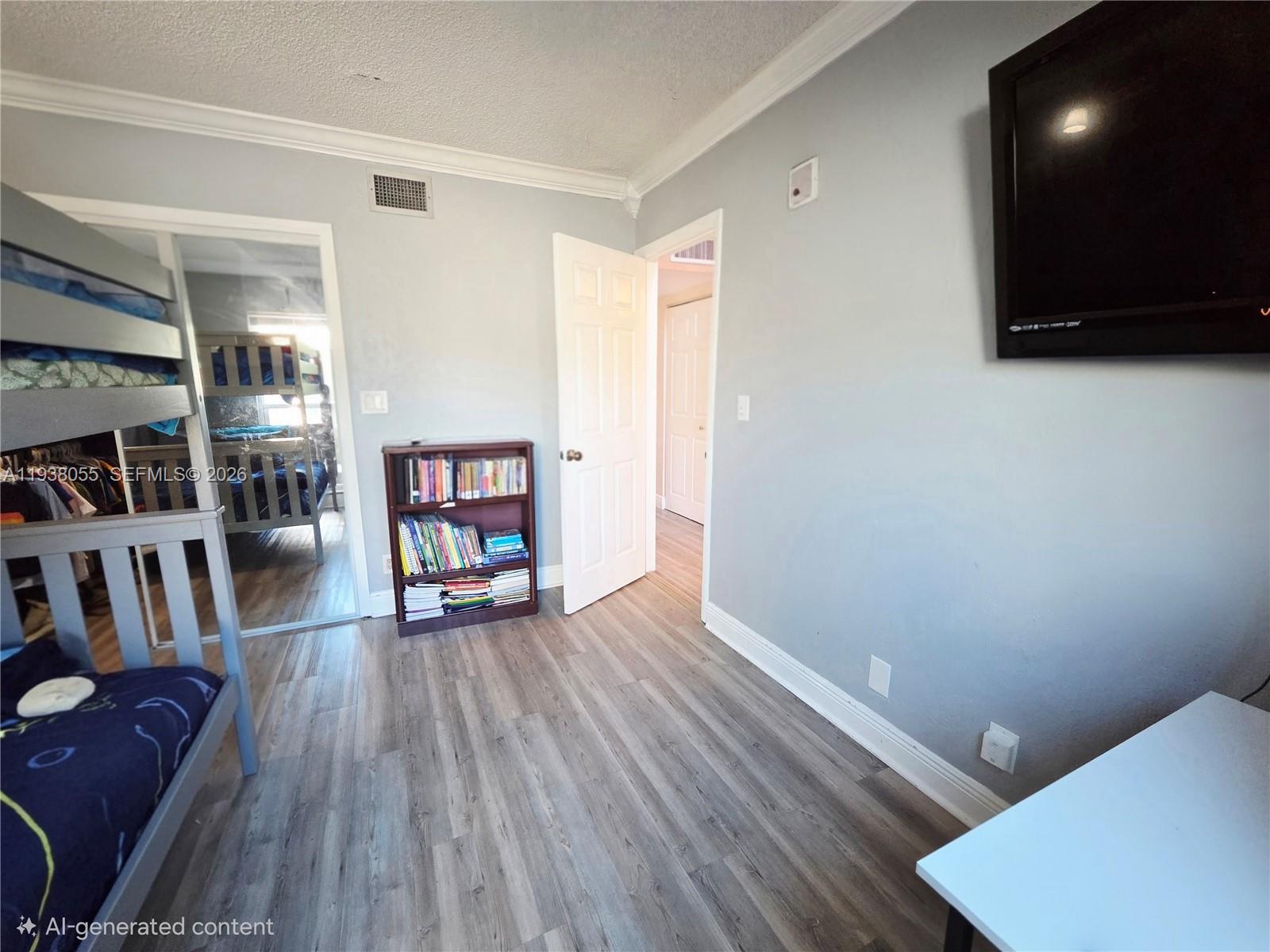 WATERSIDE VILLAS - Residential Lease