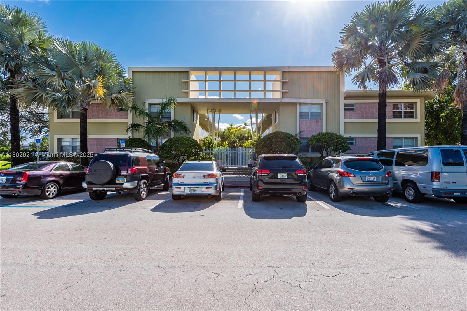 350 SO SHORE DR AT VILLAG - Residential Lease