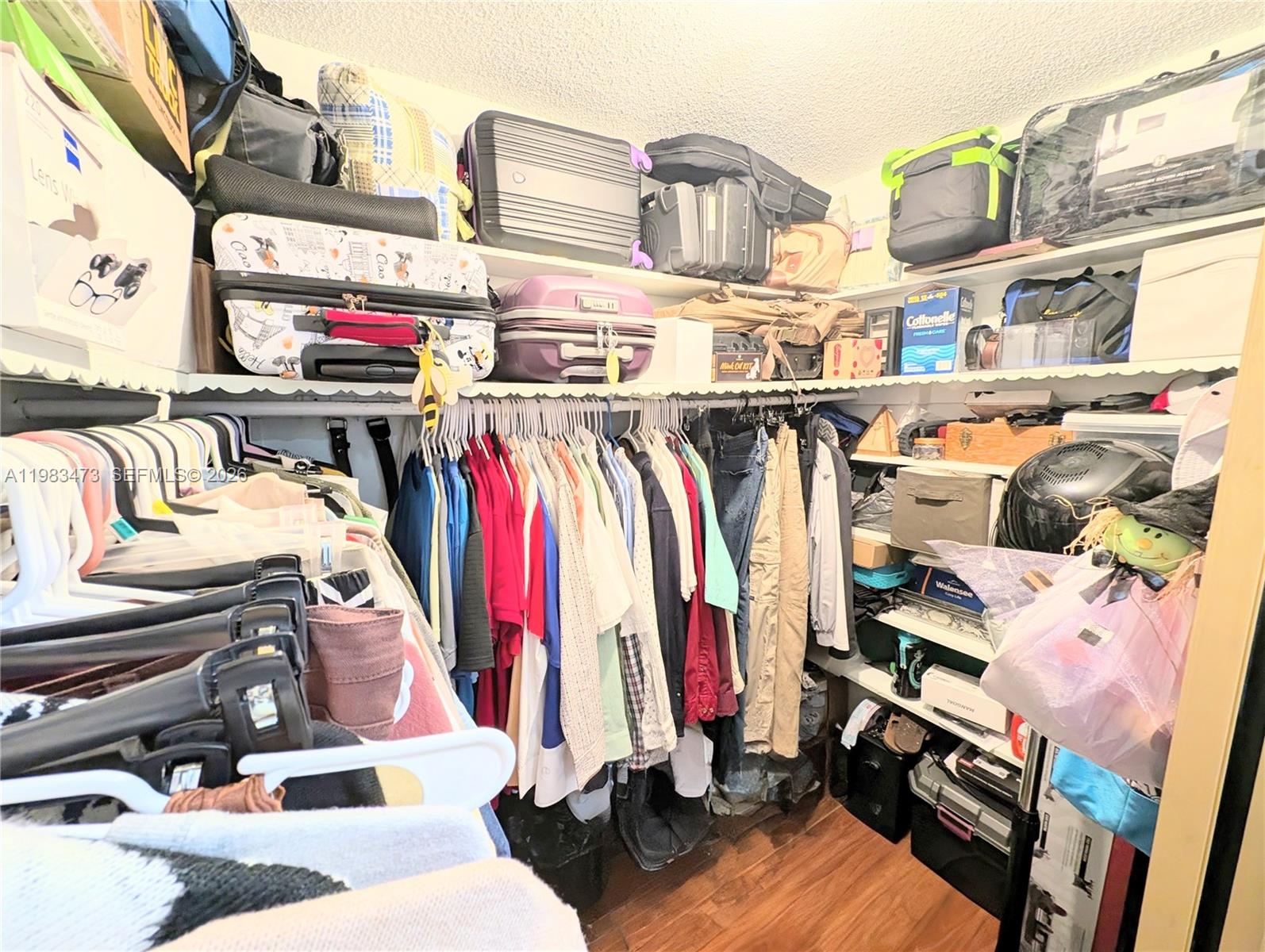 CASTLE APARTMENTS 4 CONDO - Residential