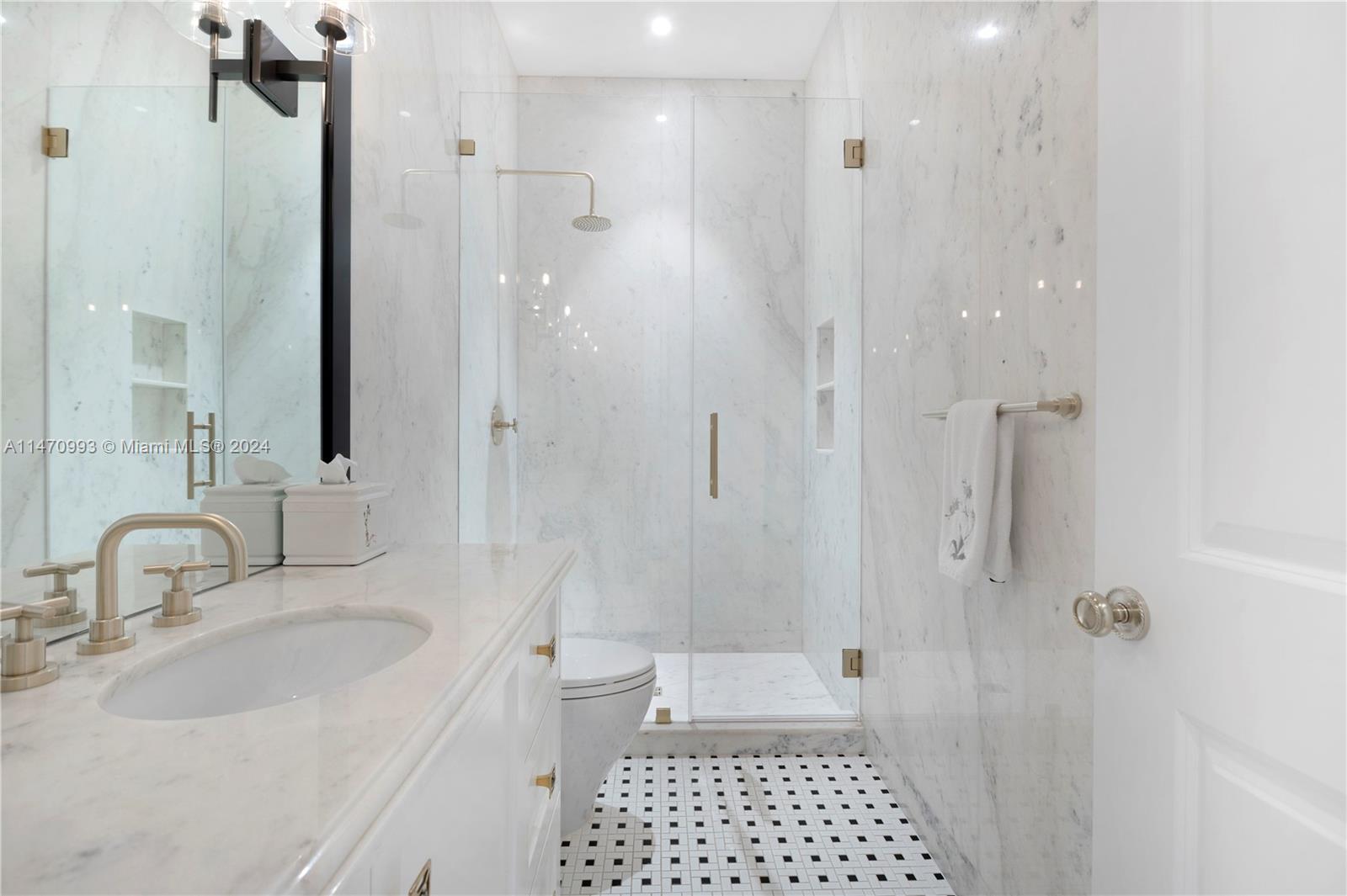 C GABLES RIVIERA SEC PT 1 - Residential