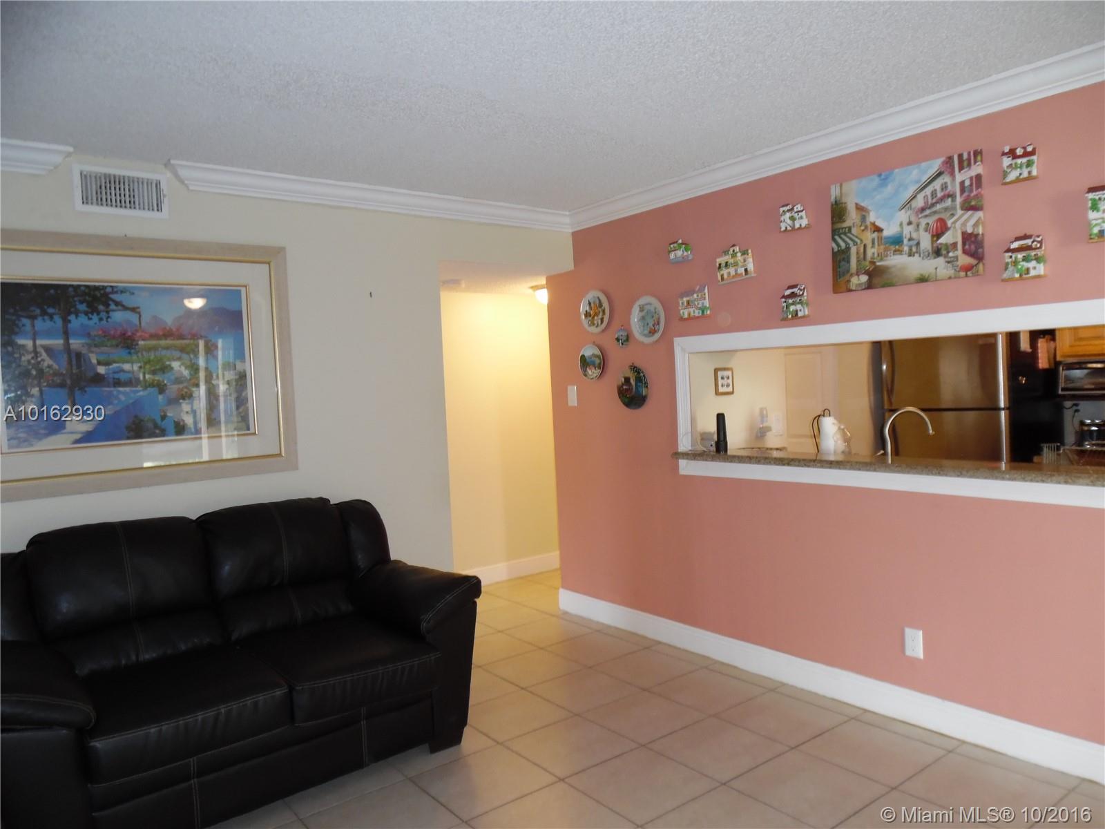 Royal Palm Place At Hammo - Residential Lease