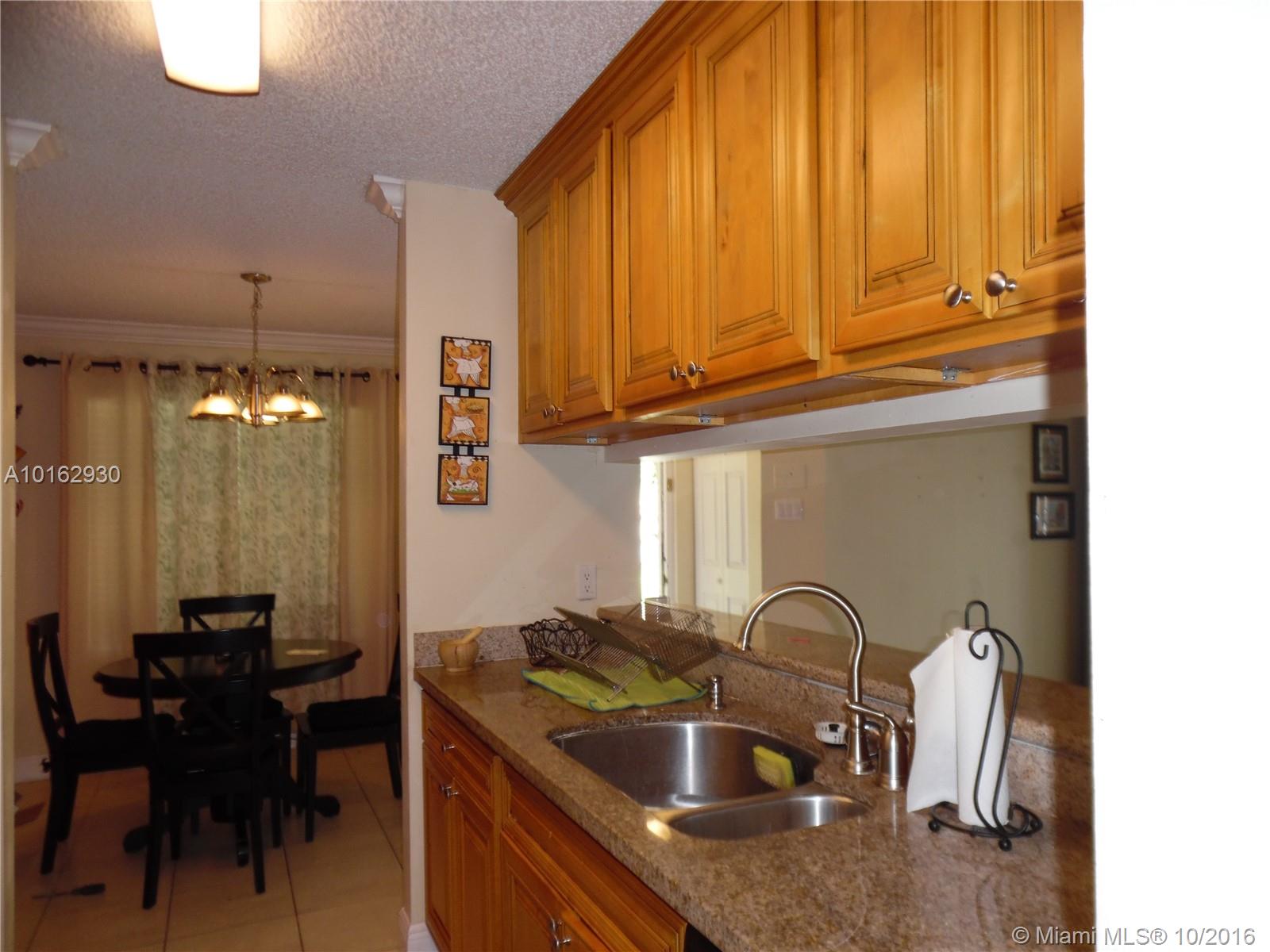 Royal Palm Place At Hammo - Residential Lease