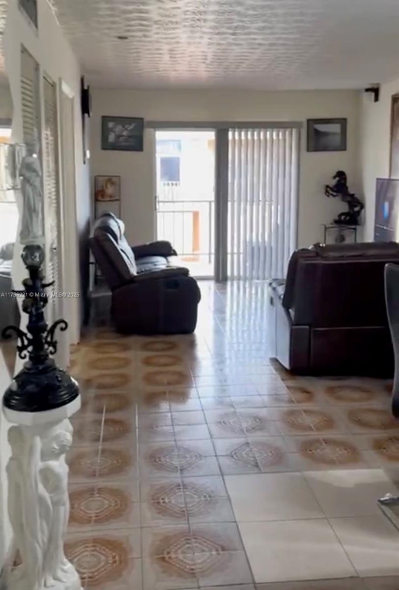 FOCSA CONDO - Residential