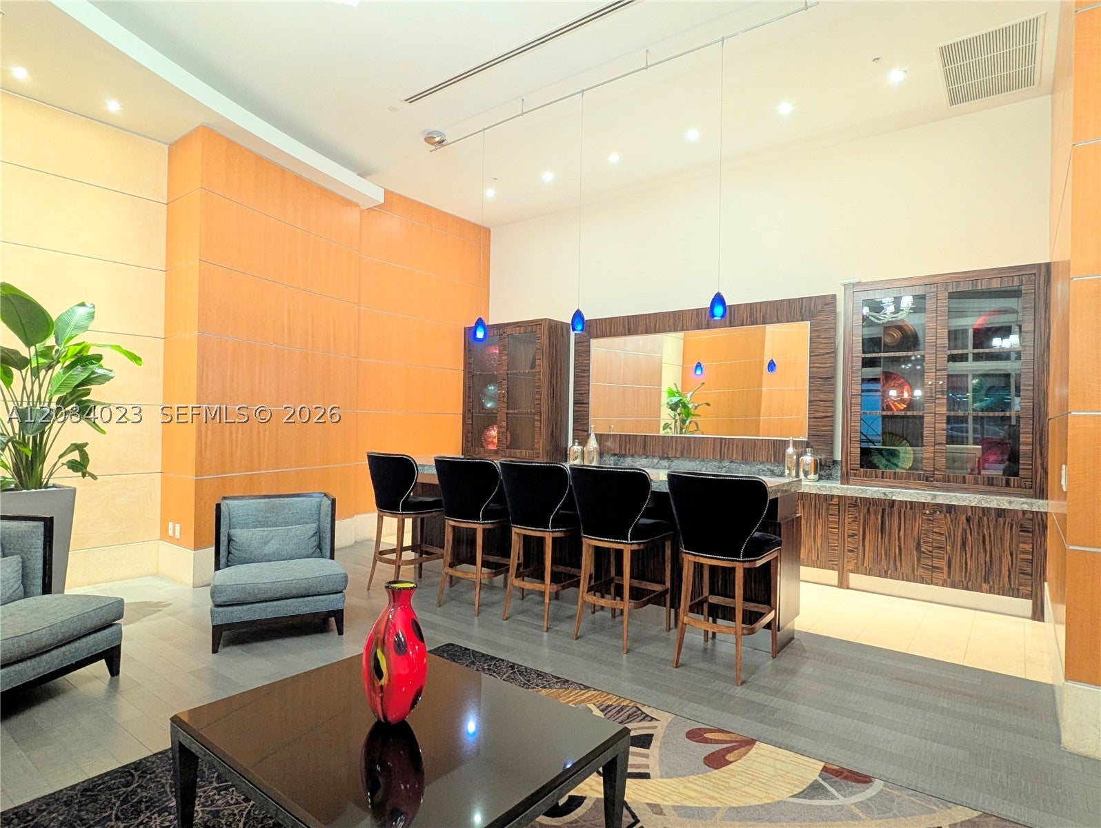 253 NE 2nd ST 3008