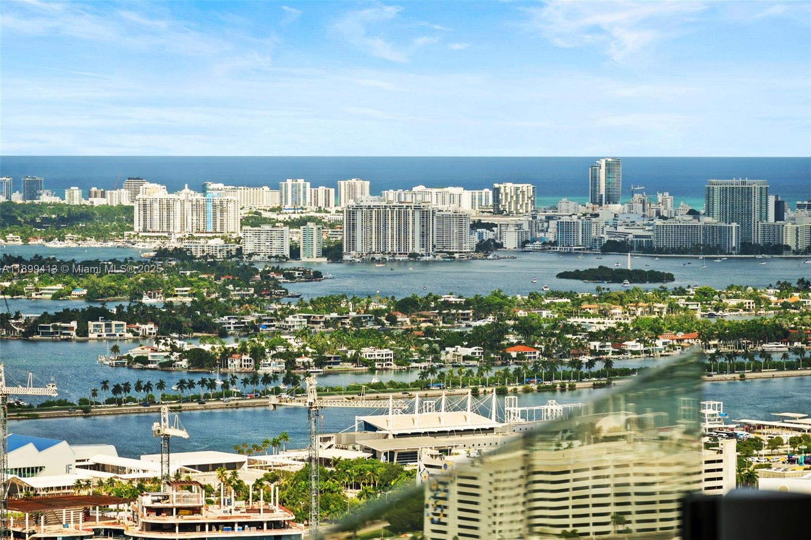 300 BISCAYNE BLVD WAY COND - Residential