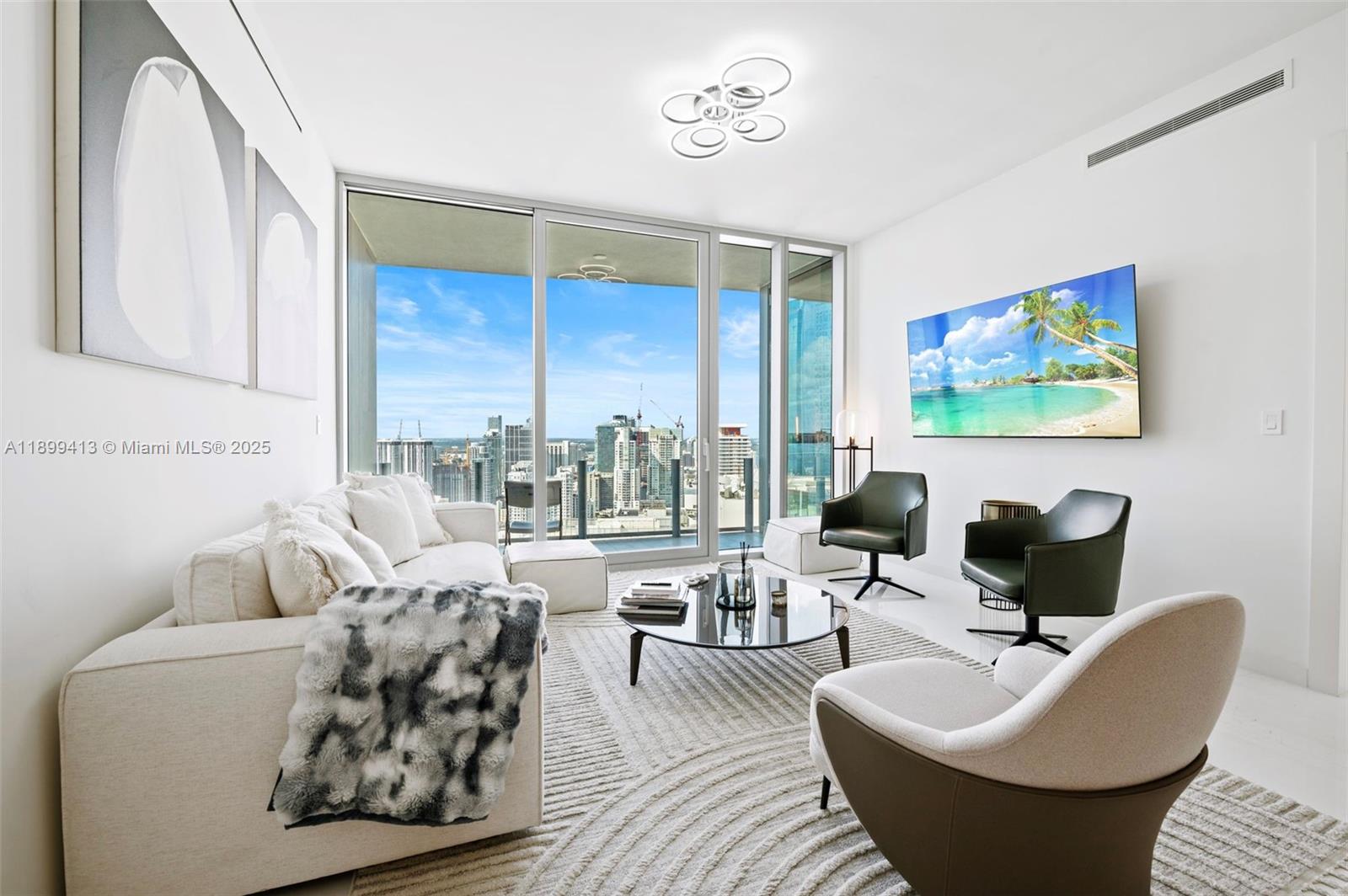 300 BISCAYNE BLVD WAY COND - Residential