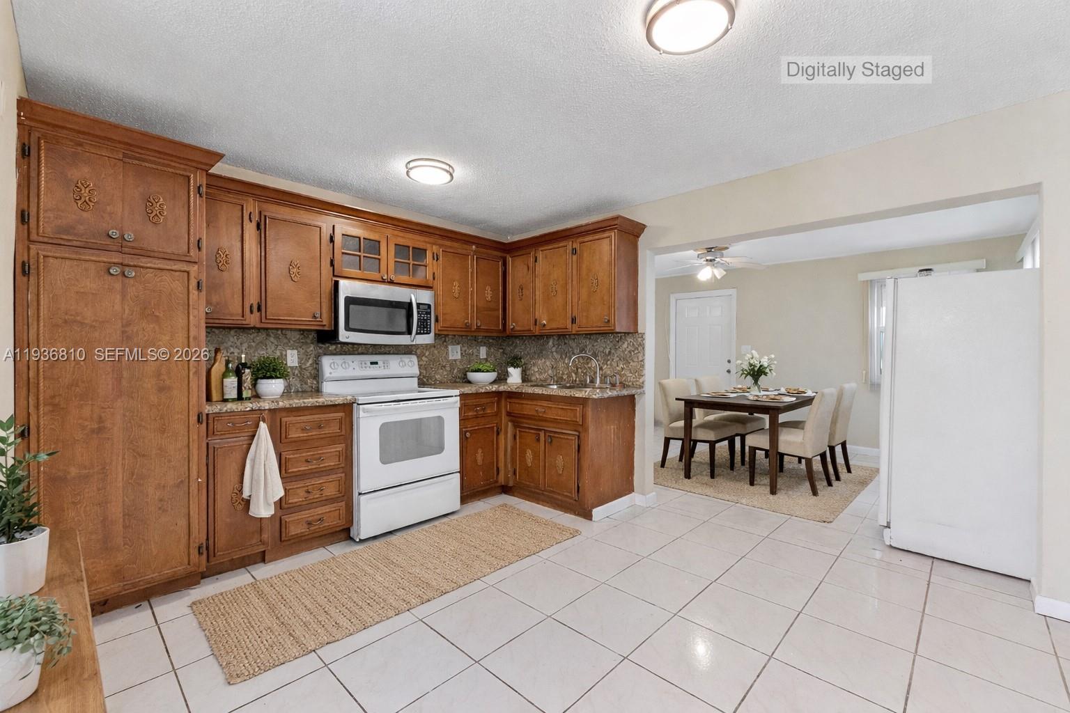 MAINLANDS OF TAMARAC LAKE - Residential