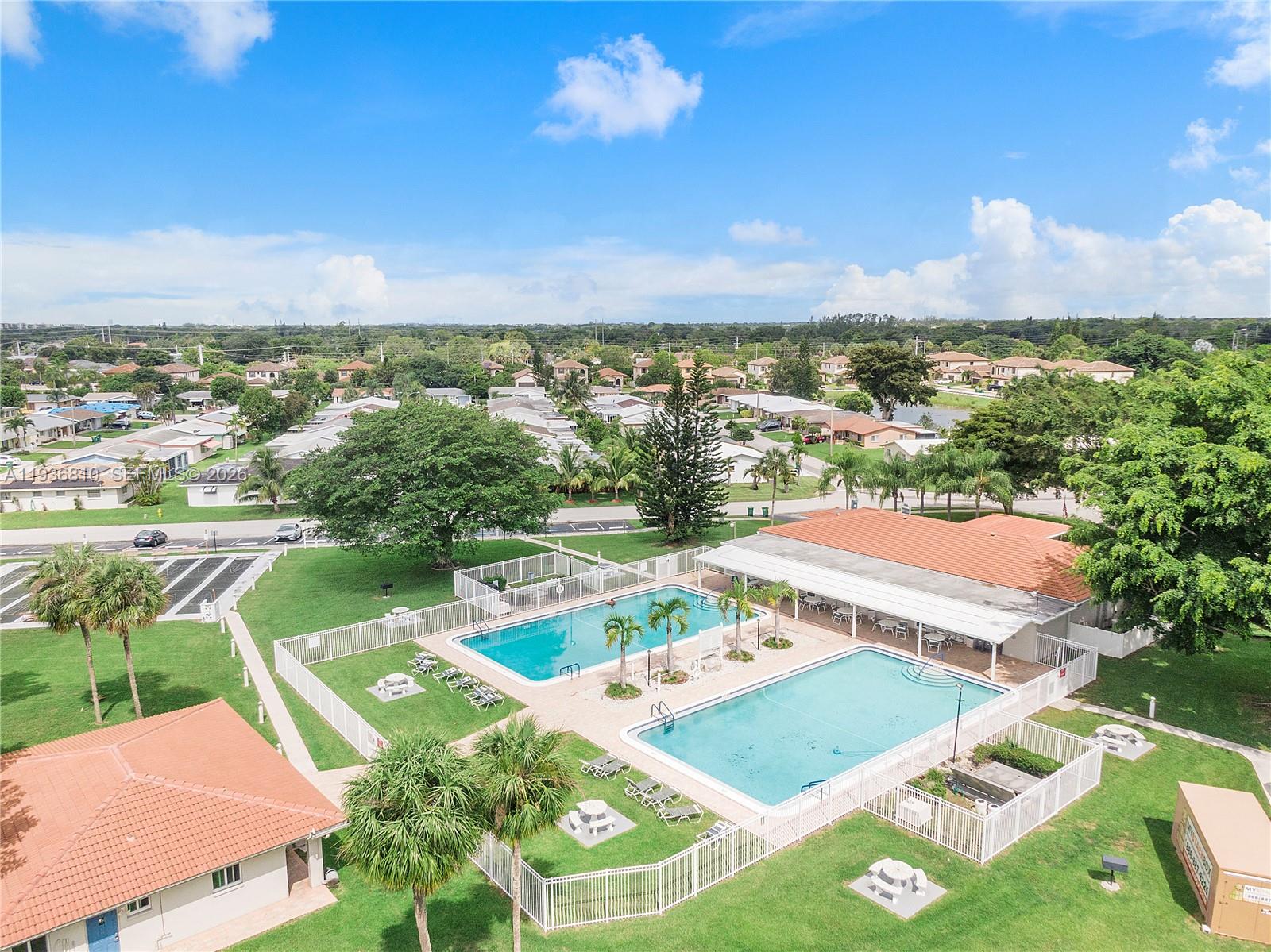 MAINLANDS OF TAMARAC LAKE - Residential