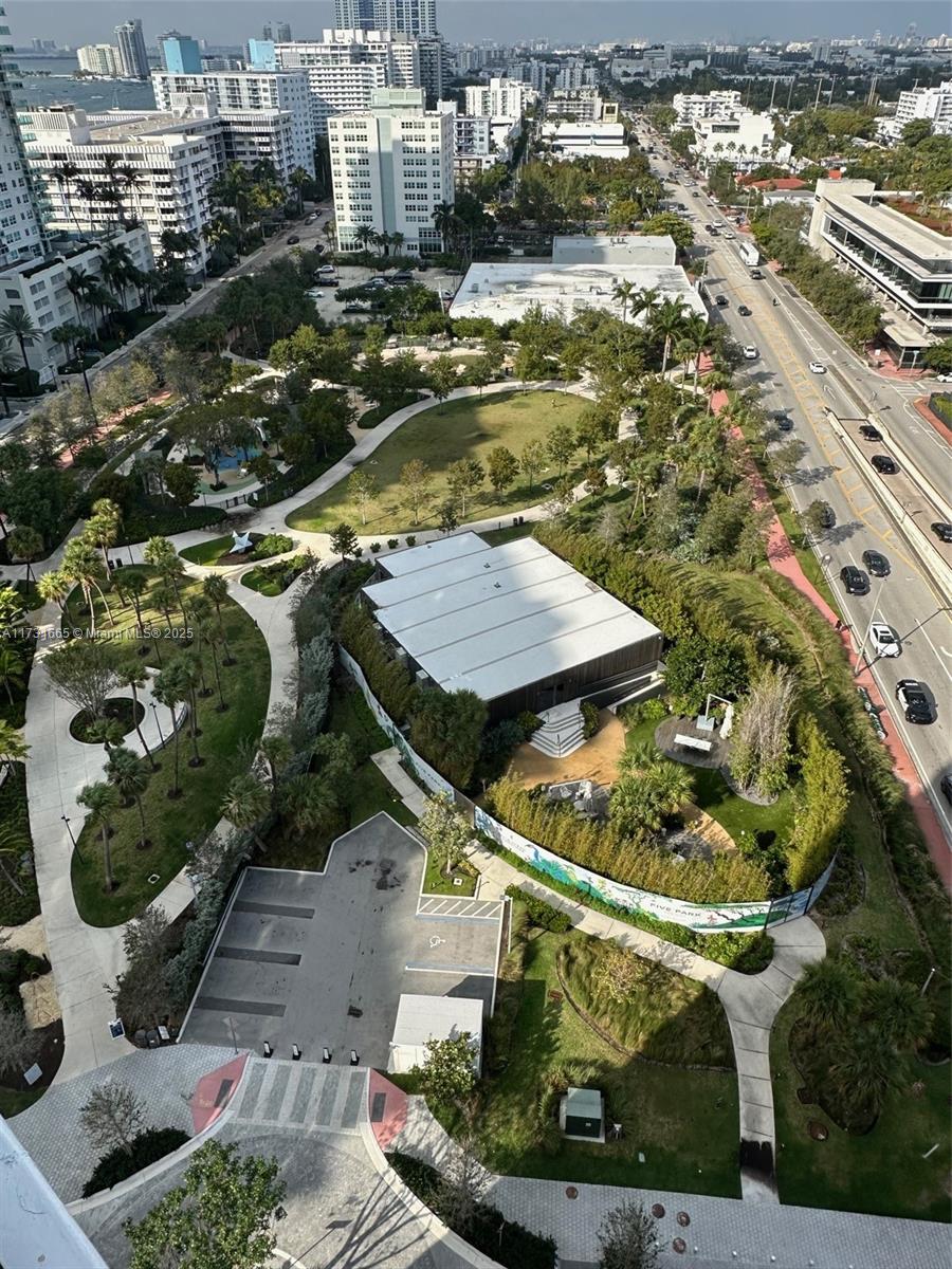 AQUARIUM SITE AMD - Residential