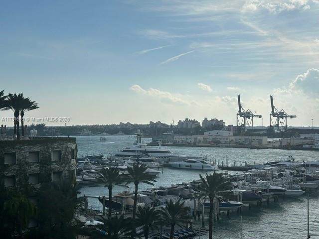 AQUARIUM SITE AMD - Residential