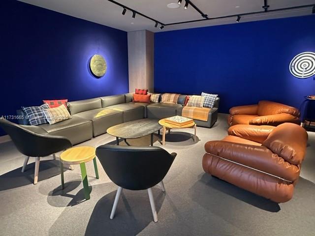 AQUARIUM SITE AMD - Residential