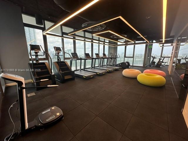 AQUARIUM SITE AMD - Residential