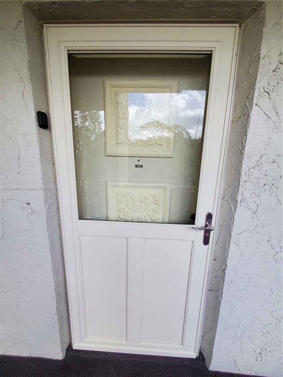 18TH HOLE AT INVERRARY CO - Residential