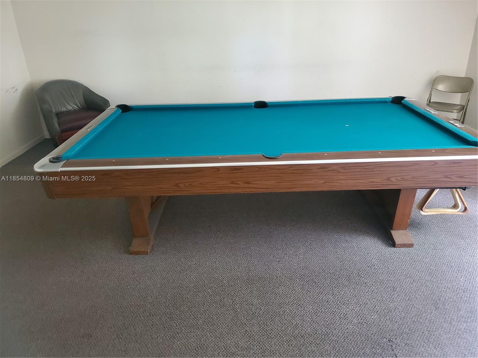 18TH HOLE AT INVERRARY CO - Residential