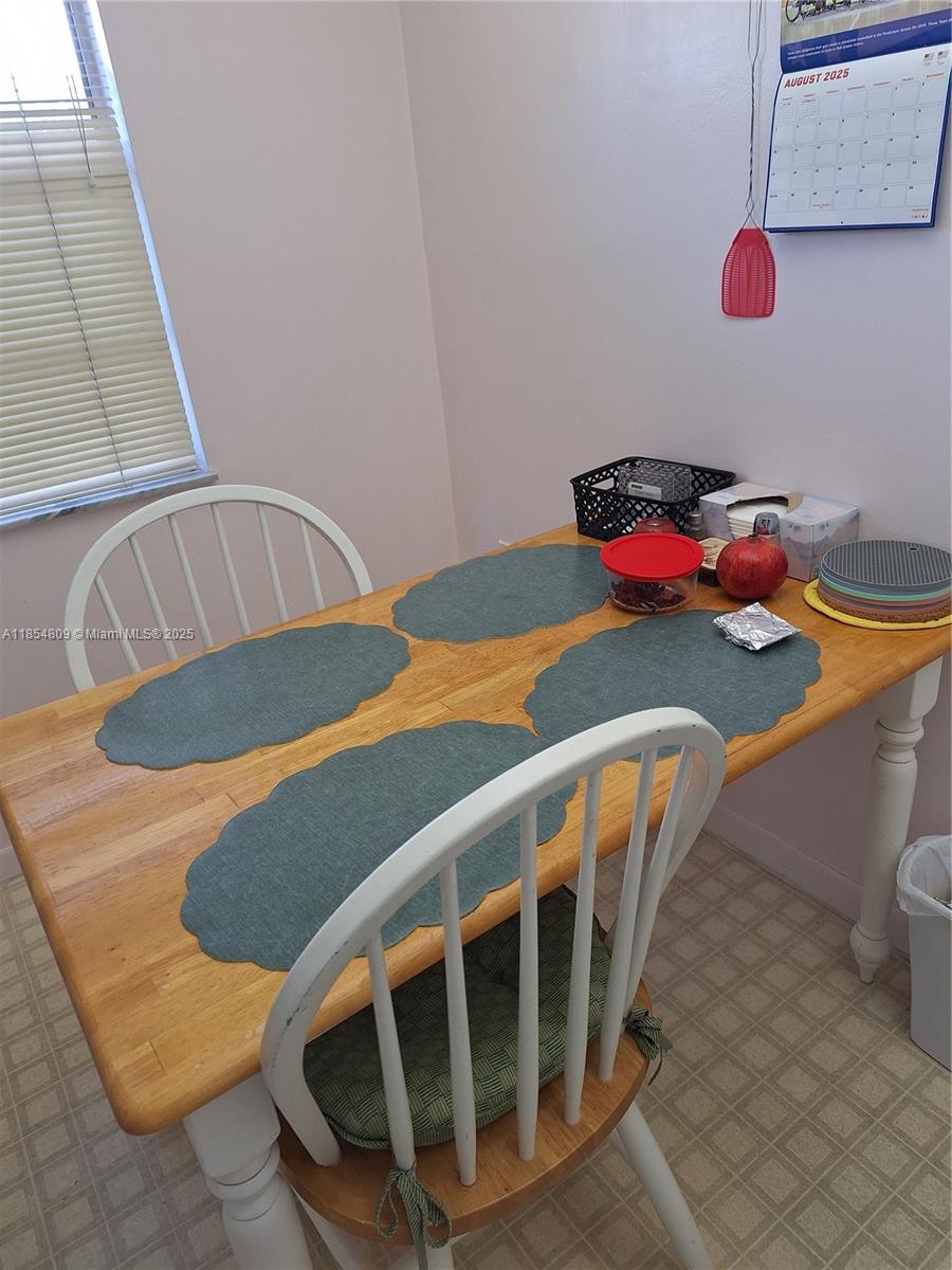 18TH HOLE AT INVERRARY CO - Residential