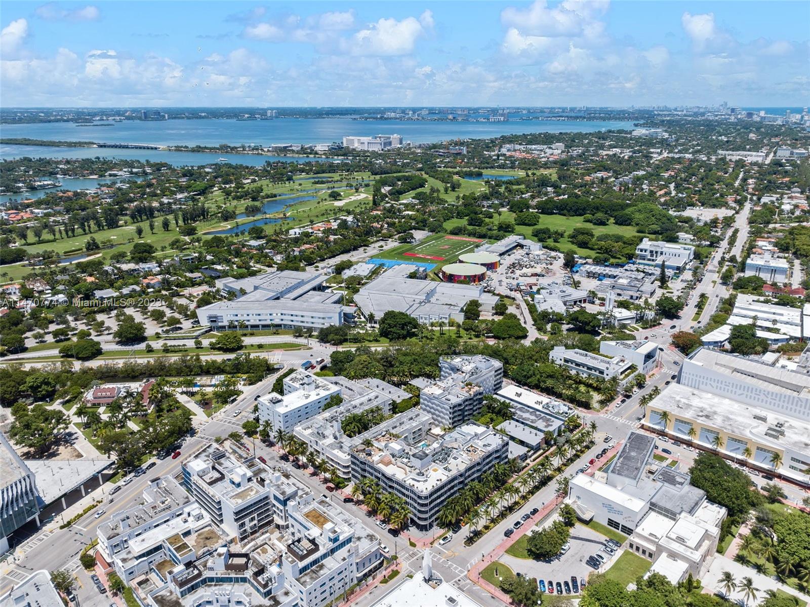 ARTECITY GOVERNOR CONDO - Residential