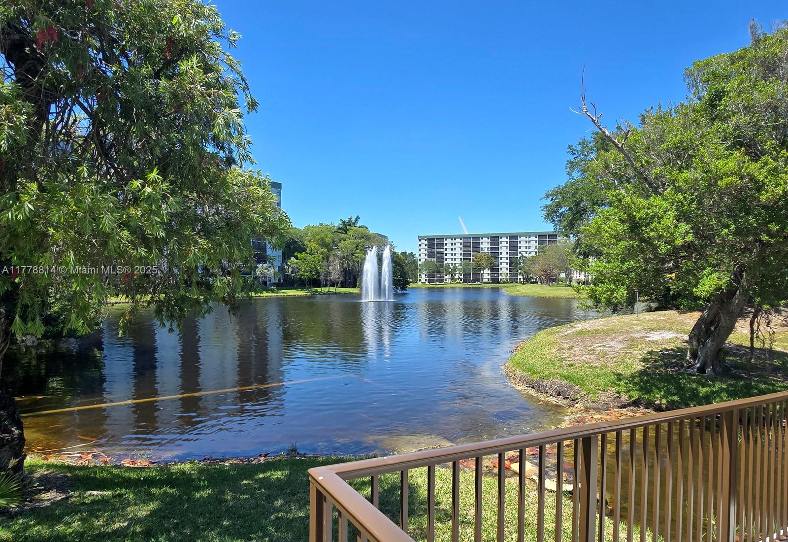 CYPRESS BEND I-A CONDO - Residential