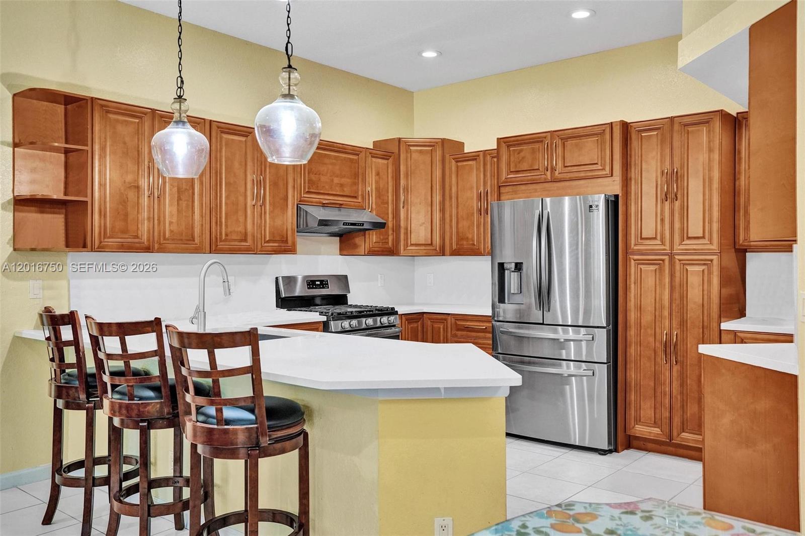 DAVIE COUNTRY ESTATES - Residential