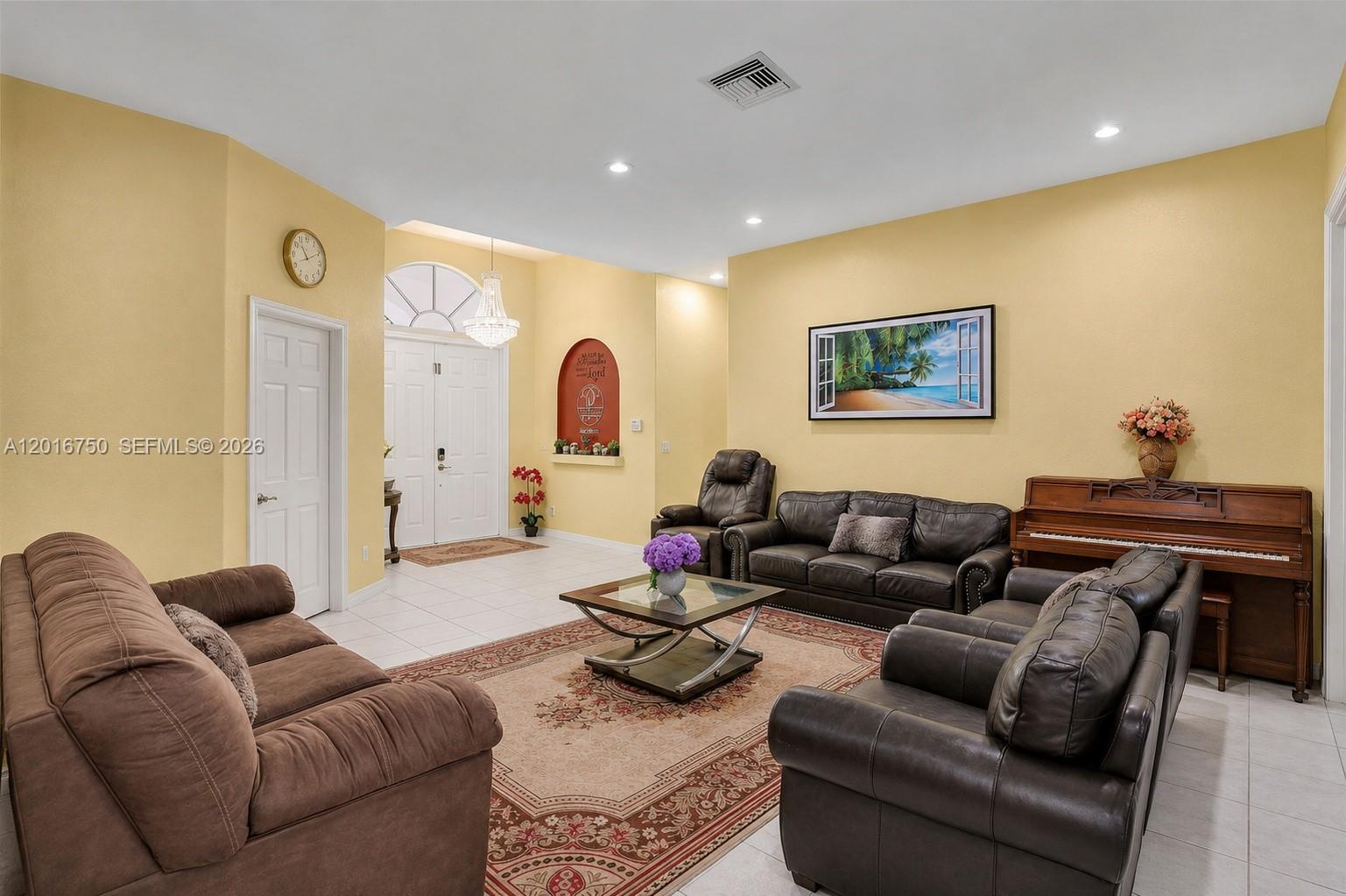DAVIE COUNTRY ESTATES - Residential