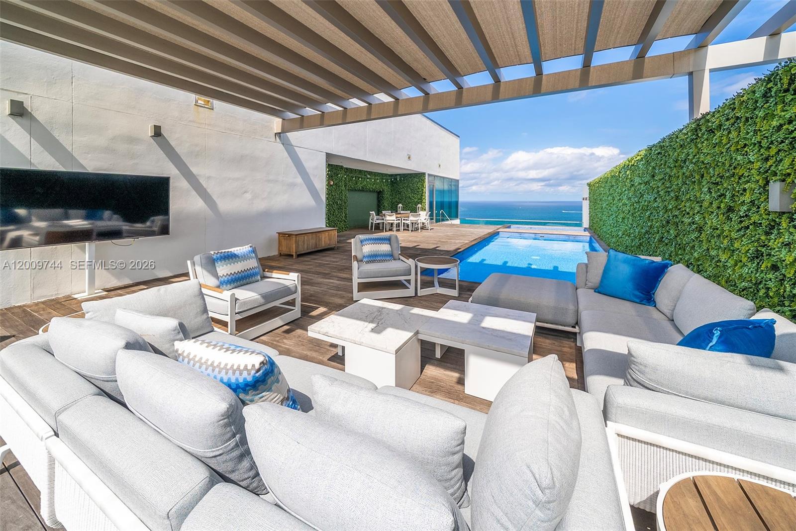 OCEANA BAL HARBOUR+ROOFTOP - Residential