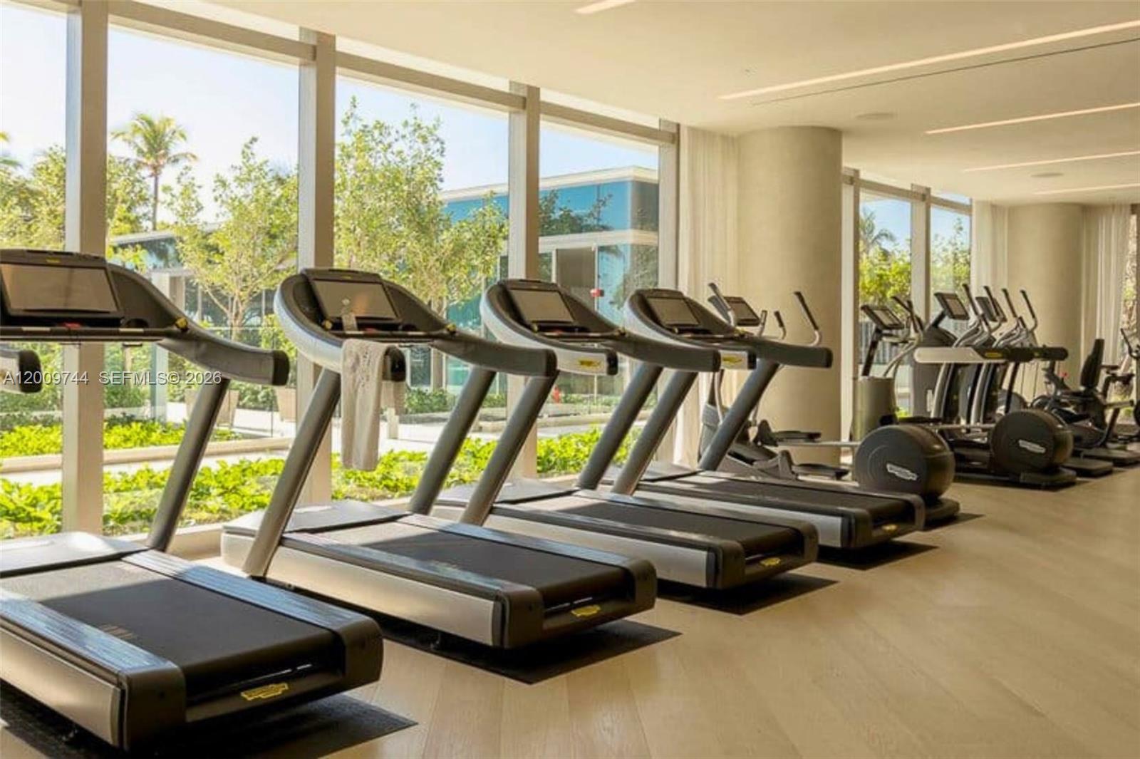 OCEANA BAL HARBOUR+ROOFTOP - Residential