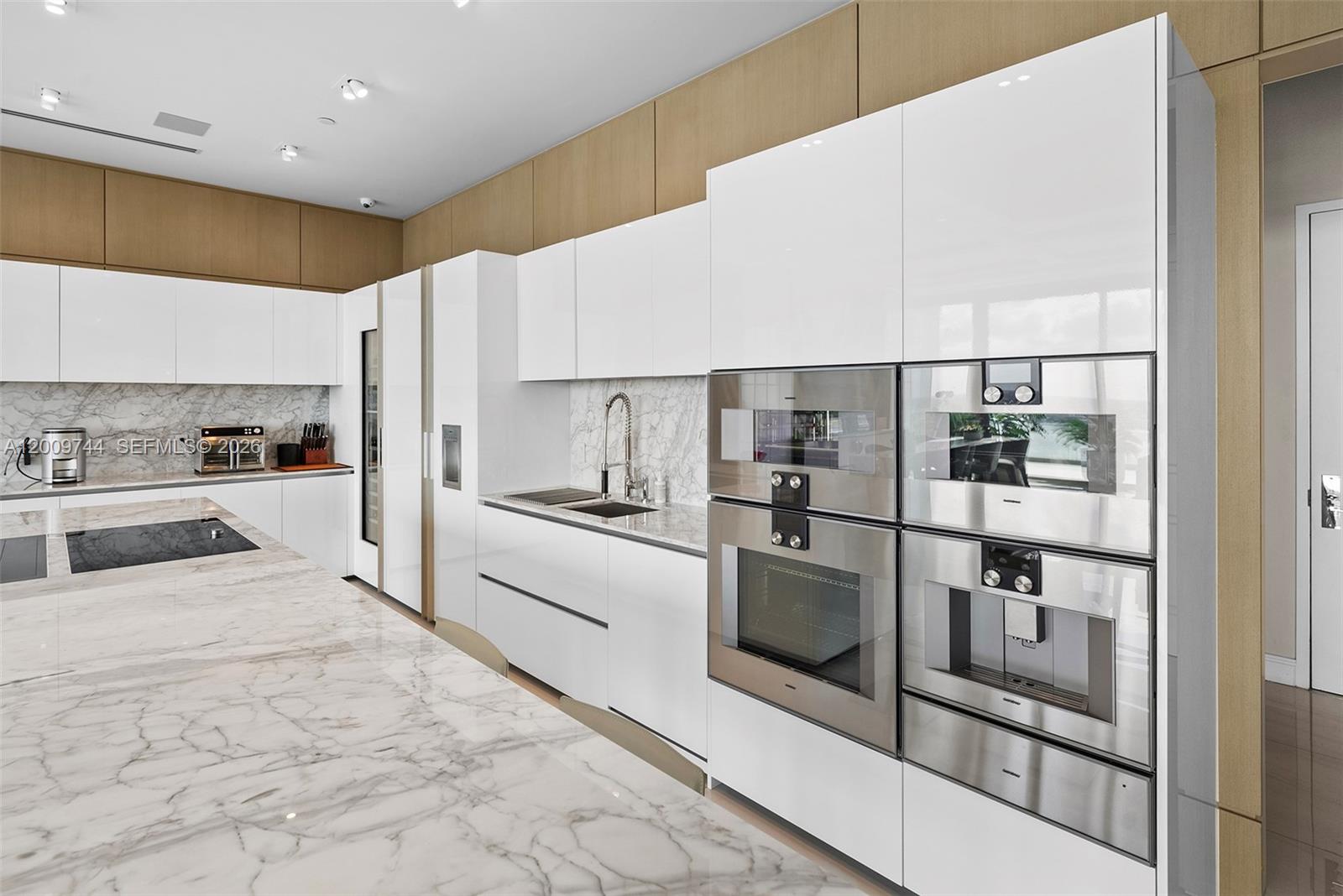 OCEANA BAL HARBOUR+ROOFTOP - Residential