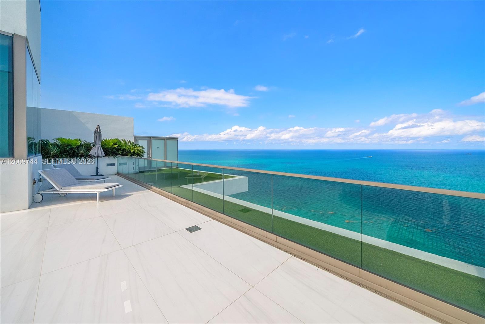 OCEANA BAL HARBOUR+ROOFTOP - Residential