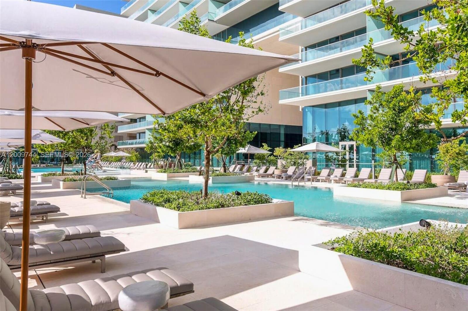 OCEANA BAL HARBOUR+ROOFTOP - Residential