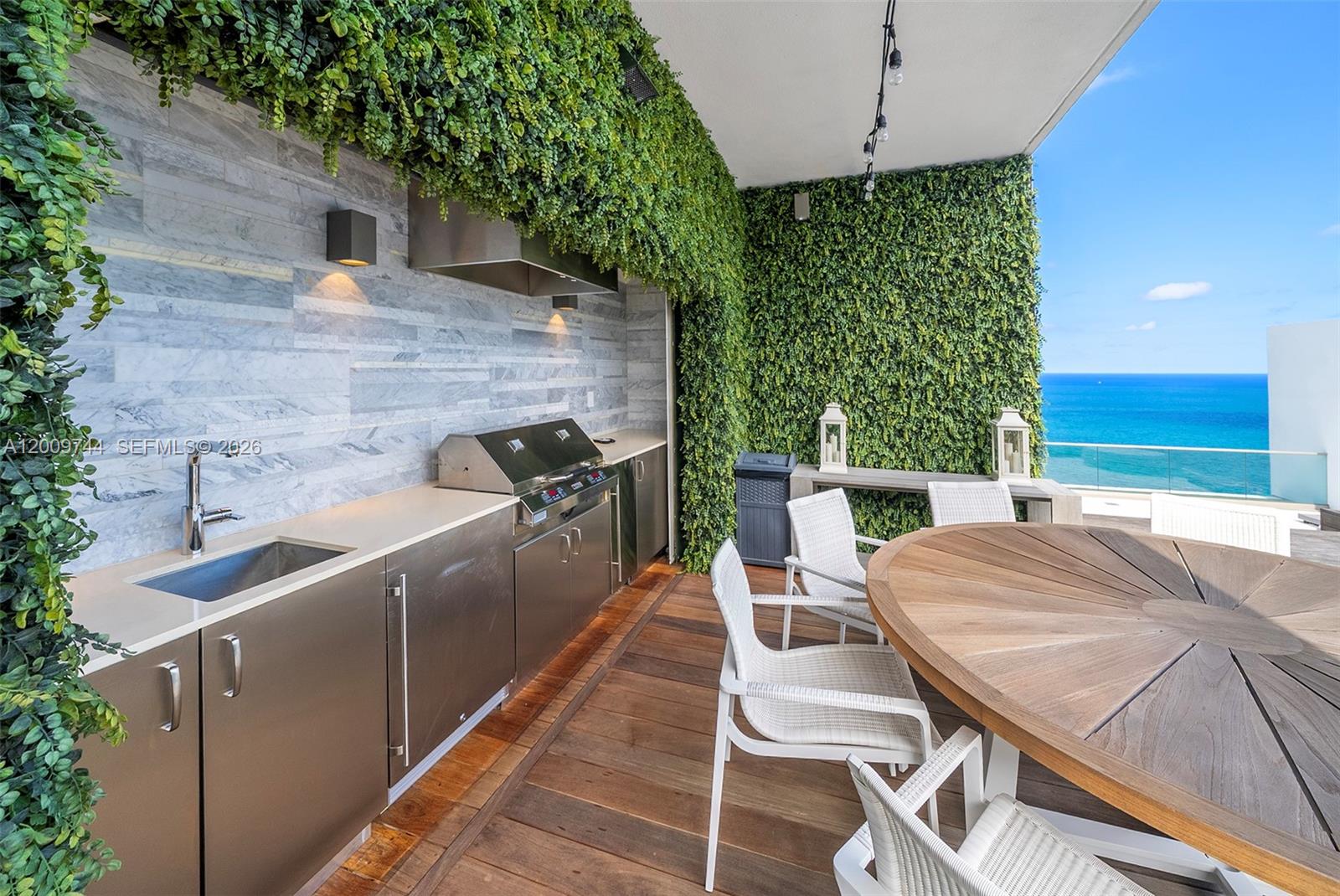 OCEANA BAL HARBOUR+ROOFTOP - Residential